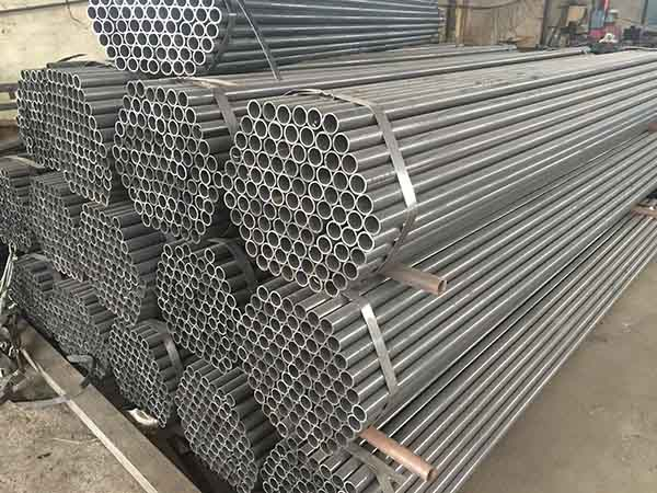 洛龙考登钢管美标
